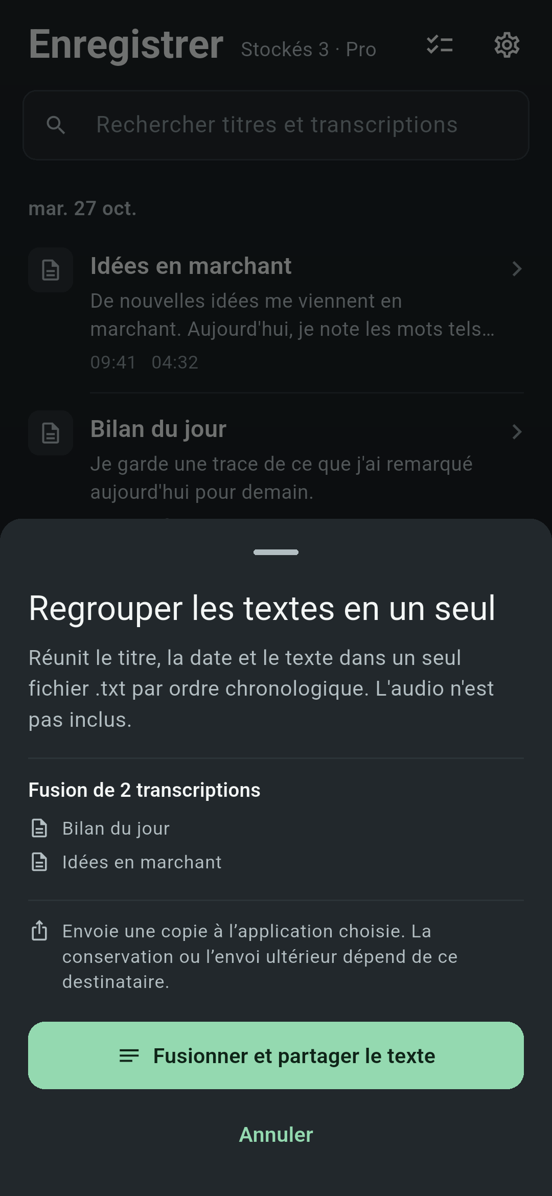 Écran de la liste des enregistrements de Koetoji avec le panneau permettant de regrouper les textes en un seul ouvert. On y voit les titres de 2 transcriptions et le bouton pour fusionner et partager le texte